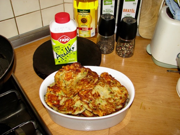 Báječný recept na cuketové BIO placky, z ktorých nepriberiete (fotorecept) - obrázok 4