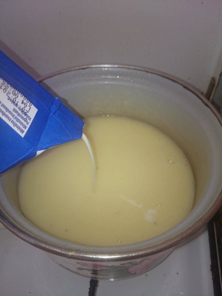 Cibuľová krémová polievka - obrázok 7