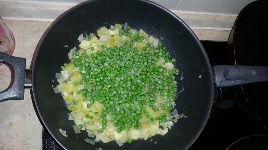 Smotanovo-cuketové cestoviny s lososom - obrázok 5