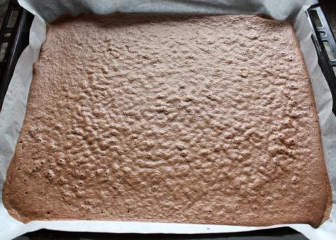 Kakaová roláda s ovocím (fotorecept) - obrázok 1