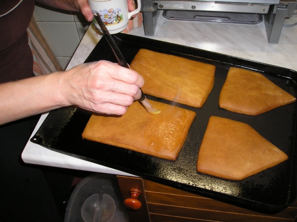 Medovníková chalúpka a medovníčky - obrázok 7