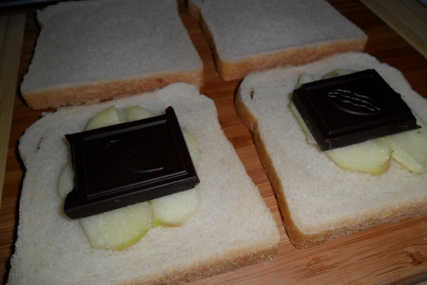 Francúzske toasty s jablkami a čokoládou (fotorecept) - obrázok 5