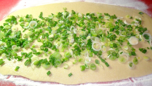 Chlieb s jarnou cibuľkou (fotorecept) - obrázok 5