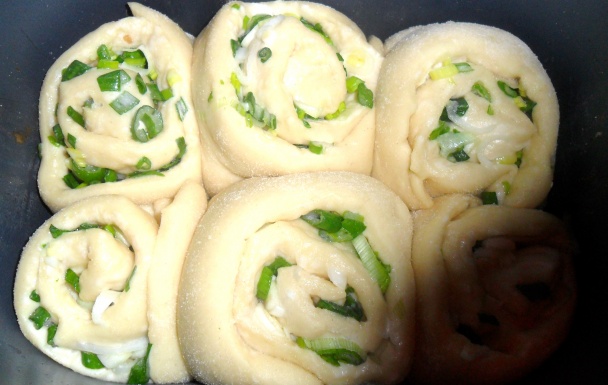 Chlieb s jarnou cibuľkou (fotorecept) - obrázok 8