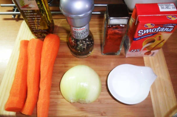 Pšenično - sójové plátky s mrkvovou omáčkou (fotorecept) - obrázok 1