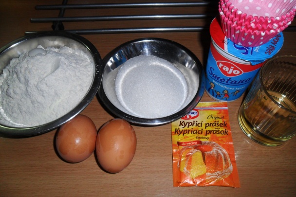 Koláčiky s orieškovo - banánovým krémom (fotorecept) - obrázok 1