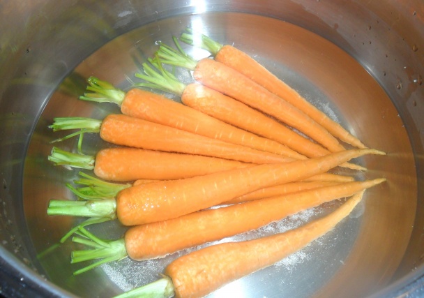 Pikantné tofu, sladká mrkva a arašidová omáčka (fotorecept) - obrázok 6