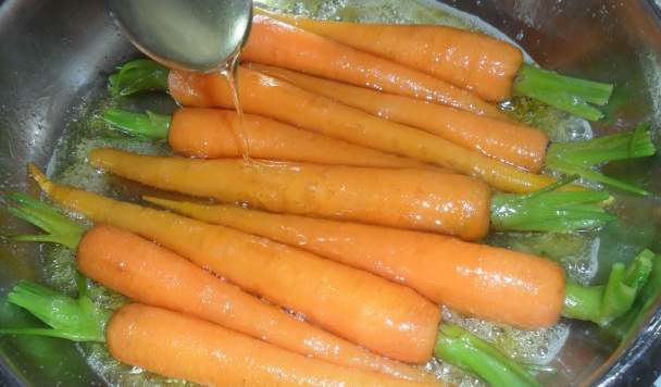 Pikantné tofu, sladká mrkva a arašidová omáčka (fotorecept) - obrázok 9