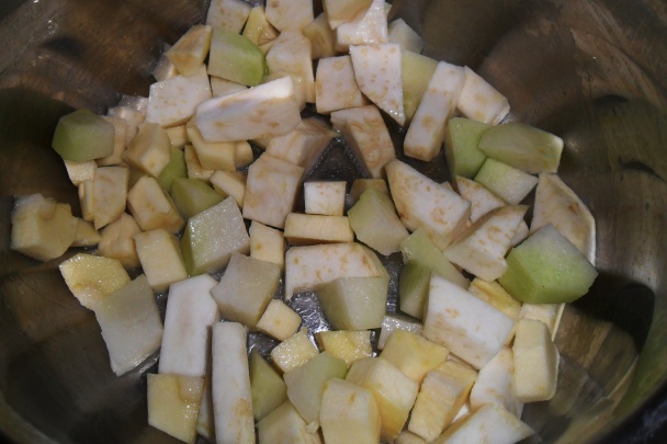 Pšenično - sójové plátky v omáčke z červeného vína (fotorecept) - obrázok 2