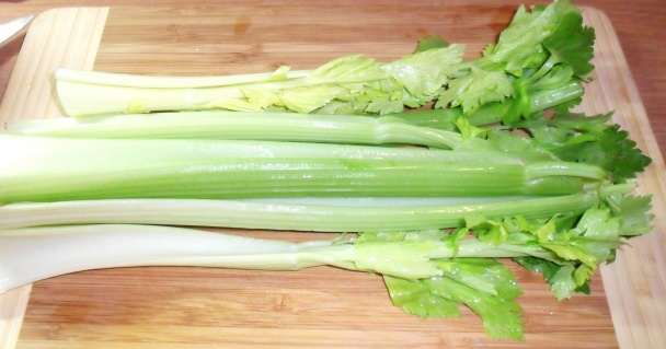 Nátierka zo stonkového zeleru (fotorecept) - obrázok 1