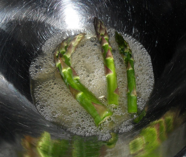 Chrumkavá špargľa s parmezánom (fotorecept) - obrázok 2