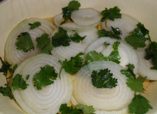 Zapekané zemiaky s cibuľou - ľahšia verzia (fotorecept) - obrázok 6