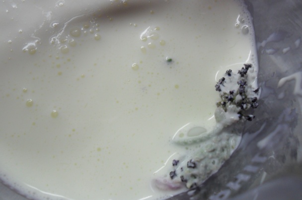 Žĺtkový koláč s vôňou levandule (fotorecept) - obrázok 1