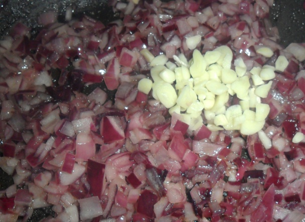 Grilovaný biely baklažán s farebnou čiapočkou (fotorecept) - obrázok 5