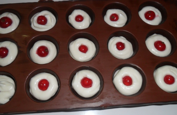 Tvarohovo - ríbezľové bonbóny (fotorecept) - obrázok 5