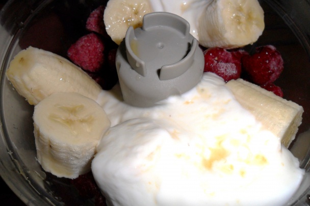 Voňavý malinovo- banánový nanuk (fotorecept) - obrázok 2