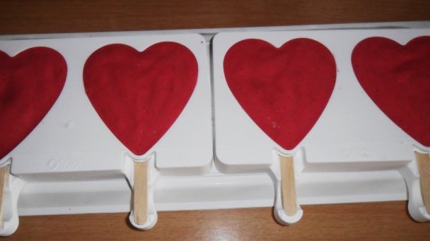 Voňavý malinovo- banánový nanuk (fotorecept) - obrázok 5