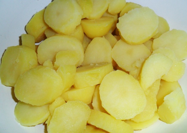 Zemiakový šalát s pivnou zálievkou (fotorecept) - obrázok 1