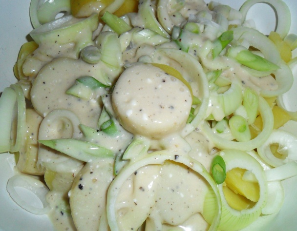 Zemiakový šalát s pivnou zálievkou (fotorecept) - obrázok 8