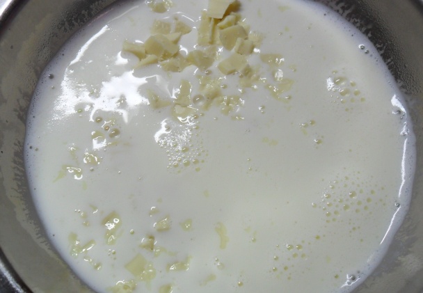 Pralinky s brandy, marcipánom a bielou čokoládou (fotorecept) - obrázok 2