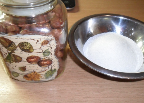 Jahodovo - čokoládovo - orieškové pralinky (fotorecept) - obrázok 1