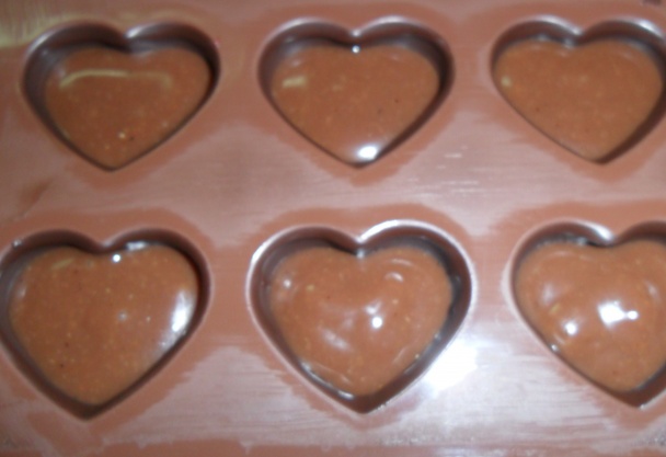 Jahodovo - čokoládovo - orieškové pralinky (fotorecept) - obrázok 15