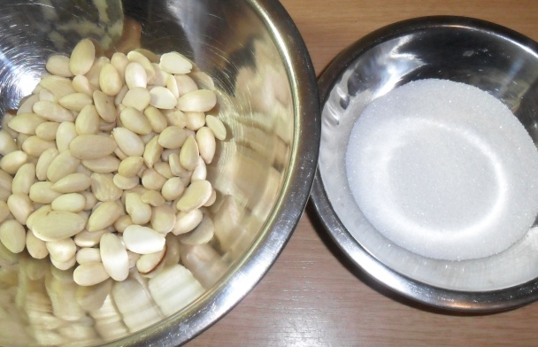 Mandľové pralinky s pukancami z prosa (fotorecept) - obrázok 1