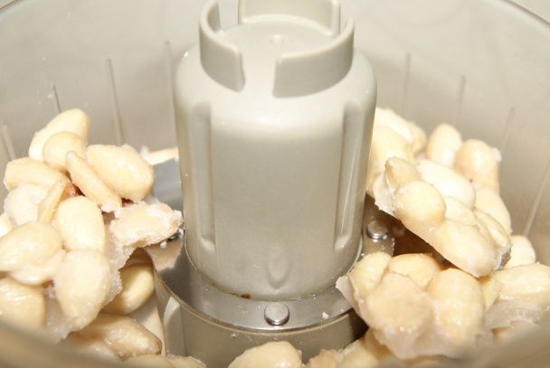 Mandľové pralinky s pukancami z prosa (fotorecept) - obrázok 5