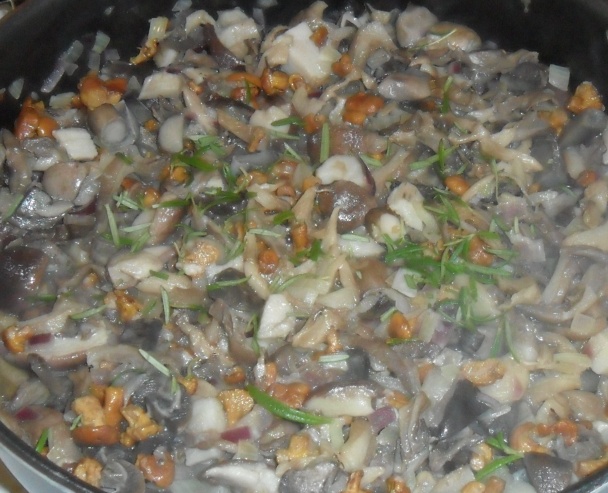 Lesné huby v košíčkoch z lístkového cesta (fotorecept) - obrázok 5