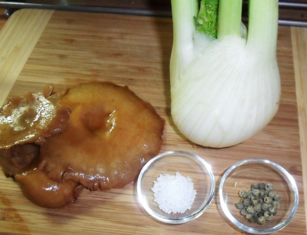 Cuketové ravioli s rýdzikmi, feniklom a hráškovým pyré (fotorecept) - obrázok 3