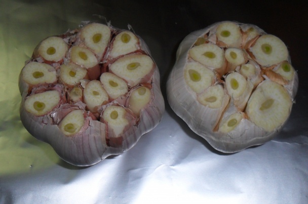 Chlebové paličky s fazuľovo - cesnakovou omáčkou (fotorecept) - obrázok 10