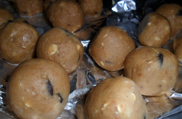 Arašidovo - fazuľové bonbóny (fotorecept) - obrázok 5