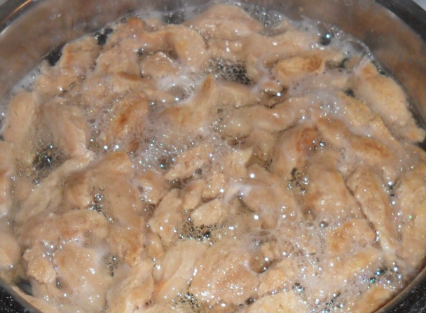 Polníček so sójovými kúskami, cukrovým hráškom a šampiňónmi (fotorecept) - obrázok 1