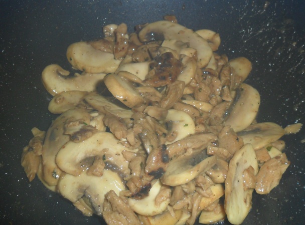 Polníček so sójovými kúskami, cukrovým hráškom a šampiňónmi (fotorecept) - obrázok 9