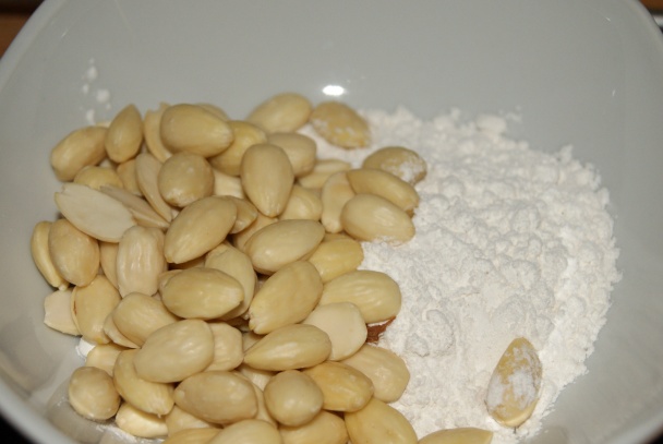 Ružové koláčiky s kokosovou šľahačkou (fotorecept) - obrázok 9