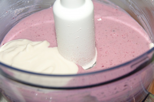 Jahodový tofu pohár s kokosovou šľahačkou (fotorecept) - obrázok 3