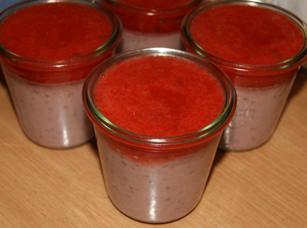 Jahodový tofu pohár s kokosovou šľahačkou (fotorecept) - obrázok 5