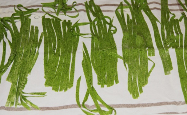 Šošovicové guľky s cestovinami z medvedieho cesnaku (fotorecept) - obrázok 5