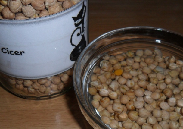 Bonbóny s cícerom a brusnicami (fotorecept) - obrázok 1