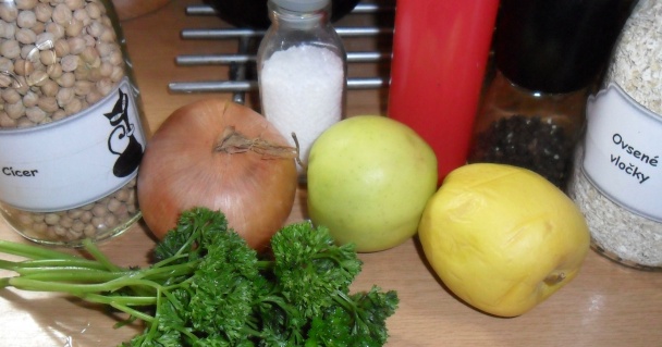 Cícerovo - jablkové fašírky s kapustou a pohánkou (fotorecept) - obrázok 1