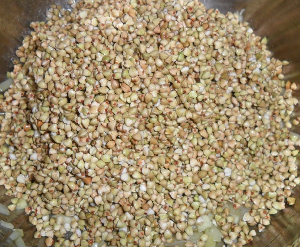 Cícerovo - jablkové fašírky s kapustou a pohánkou (fotorecept) - obrázok 11