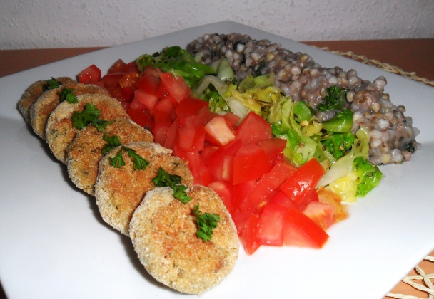 Cícerovo - jablkové fašírky s kapustou a pohánkou (fotorecept) - obrázok 18