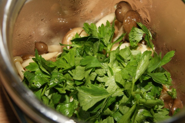 Baklažánové rolky so zemiakmi, špenátom a hubami (fotorecept) - obrázok 4