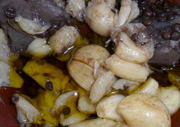 Rozmarínové tofu s beluga šošovicou (fotorecept) - obrázok 3