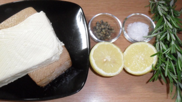 Rozmarínové tofu s beluga šošovicou (fotorecept) - obrázok 6