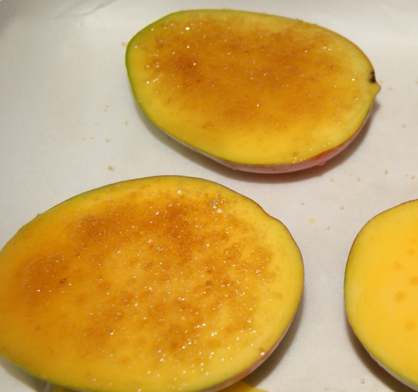 Mango brûlée a banánové lievance (fotorecept) - obrázok 6