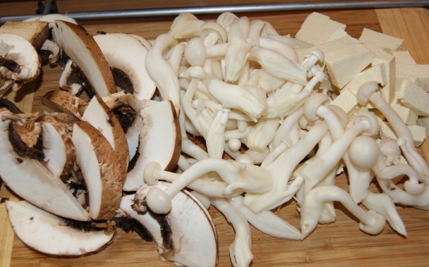 Polievka s tofu, hubami a limetkou (fotorecept) - obrázok 3