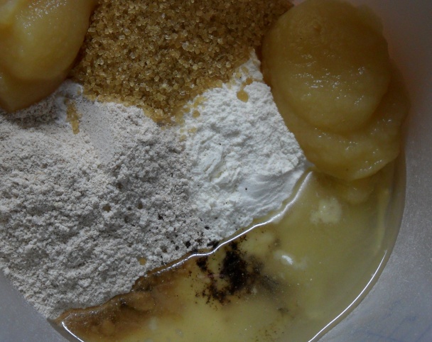 Jablkové koláčiky s vanilkovo - karamelovým krémom (fotorecept) - obrázok 2