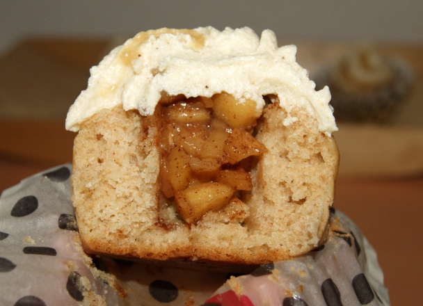 Jablkové koláčiky s vanilkovo - karamelovým krémom (fotorecept) - obrázok 18