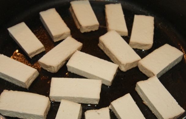 Chrumkavé tofu so sójovo-sezamovou zálievkou (fotorecept) - obrázok 2
